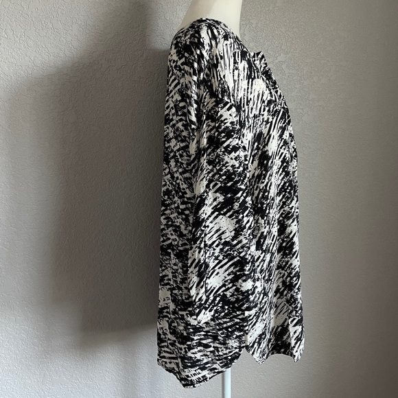 Rose & Olive | Blouse (NWOT) - Picture 4 of 5